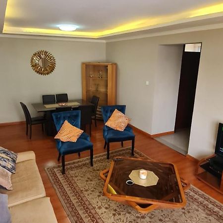 Cozy 2 Bedroom Apartment Addis-Abeba Extérieur photo